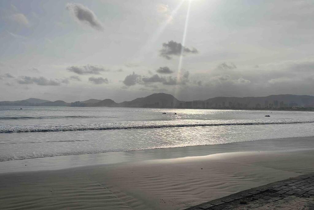 Apartamento No Tortugas Praia Da Enseada. Guarujá Exterior foto